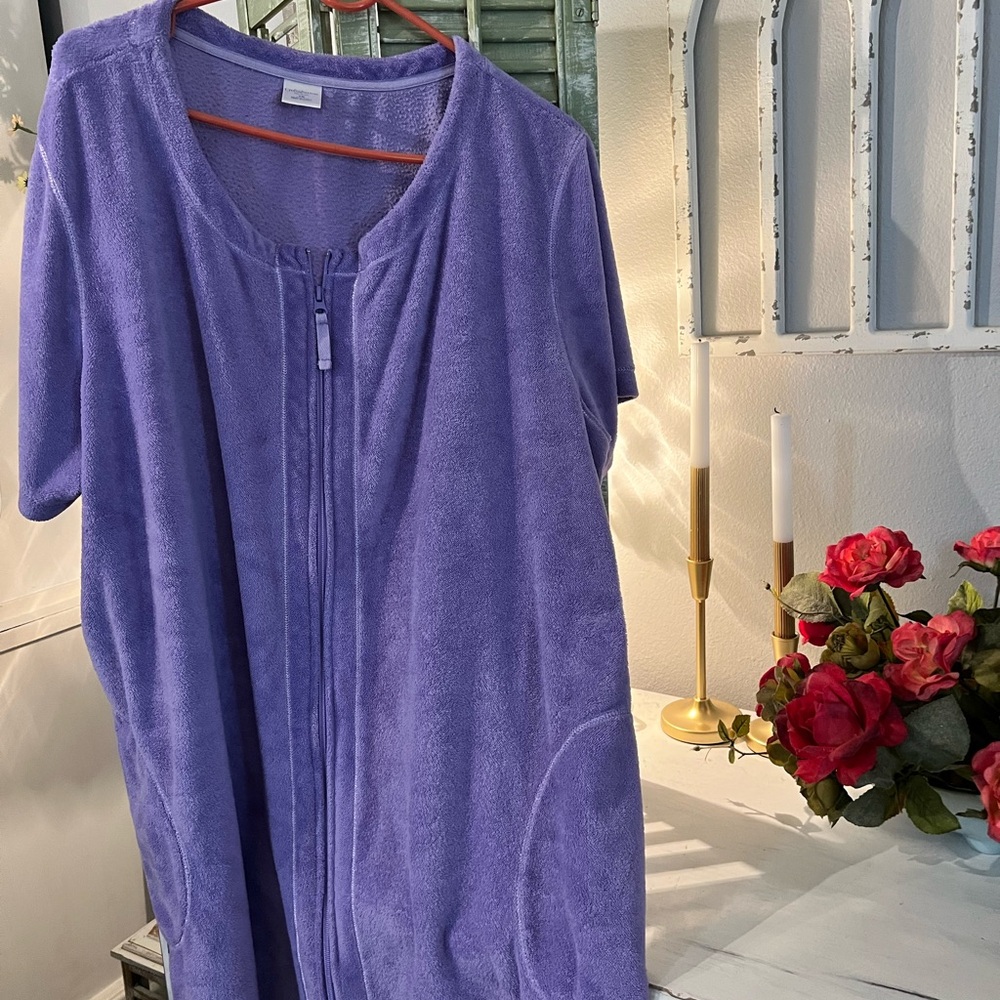 Croft & Barrow Purple Zip-Up Robe